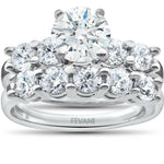 Laden Sie das Bild in den Galerie-Viewer, 14k White Gold Five Stone Diamond Domineke Engagement Ring