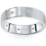 Laden Sie das Bild in den Galerie-Viewer, 950 Platinum Brushed Diamond Wedding Ring