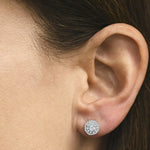 Charger l&#39;image dans la galerie, Clous d&#39;oreilles Zoelie en or blanc 14 carats avec diamants vissés